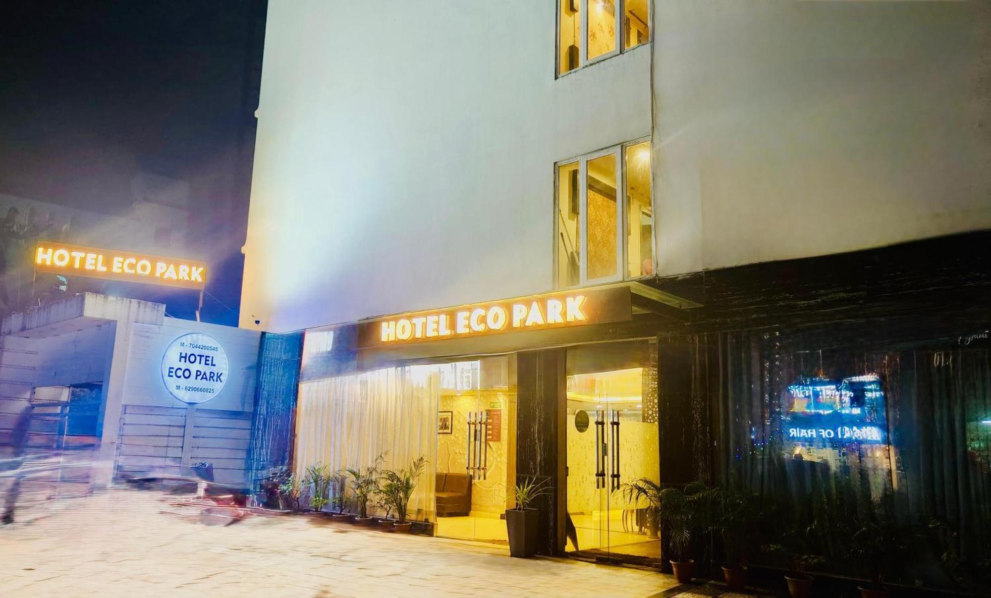 Hotel Eco Park New Town Экстерьер фото