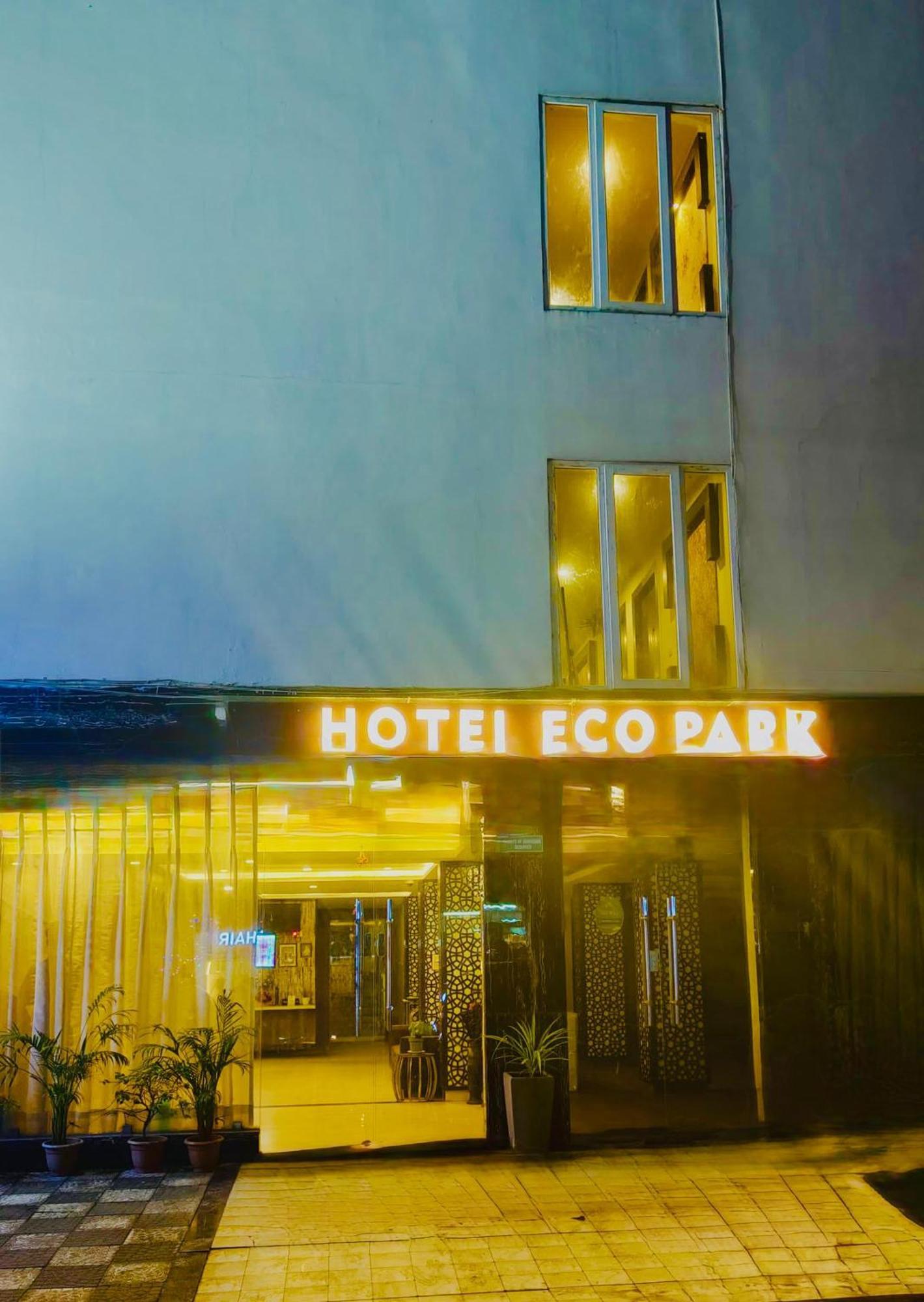 Hotel Eco Park New Town Экстерьер фото